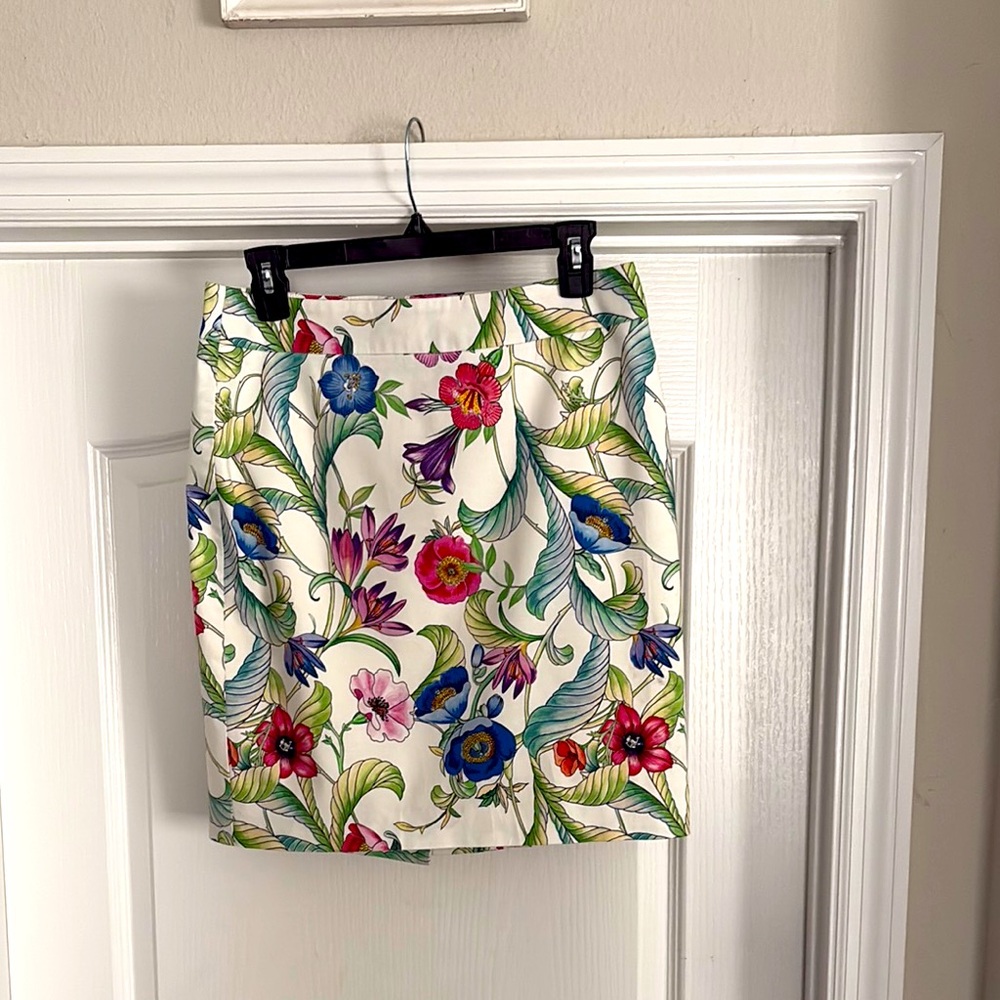 Ann Taylor Factory Floral Design Skirt